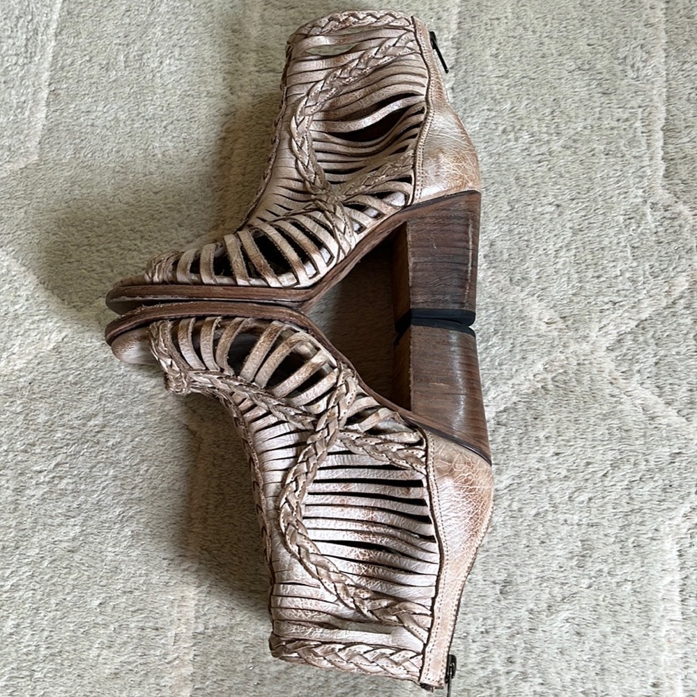 Freebird by Steven Bela Block Heel Sandals - Picture 7 of 14